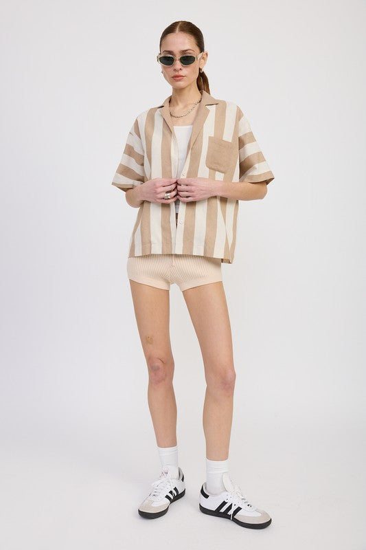 OVERSIZED BUTTON UP SHIRT