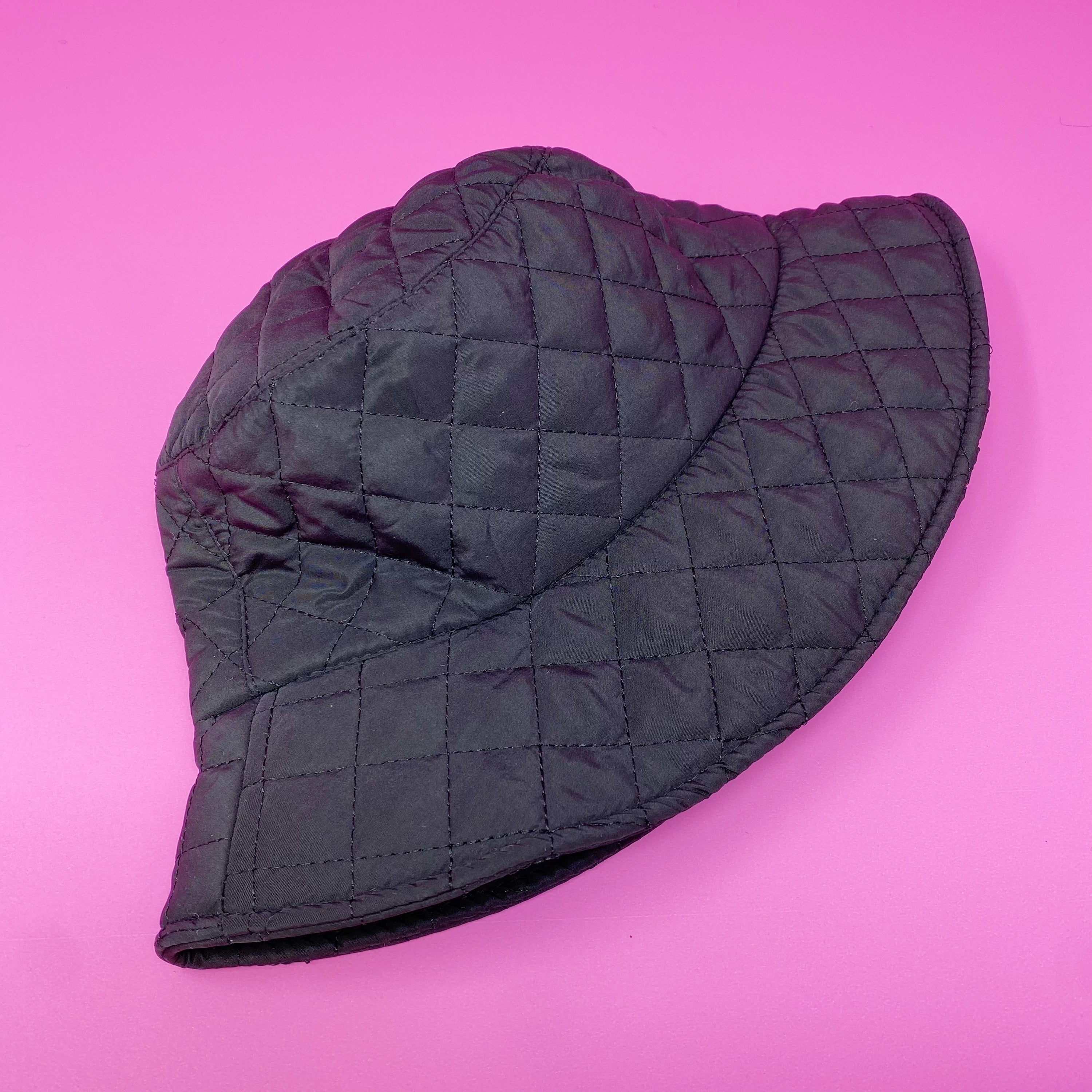 Fall In London Quilted Bucket Hat