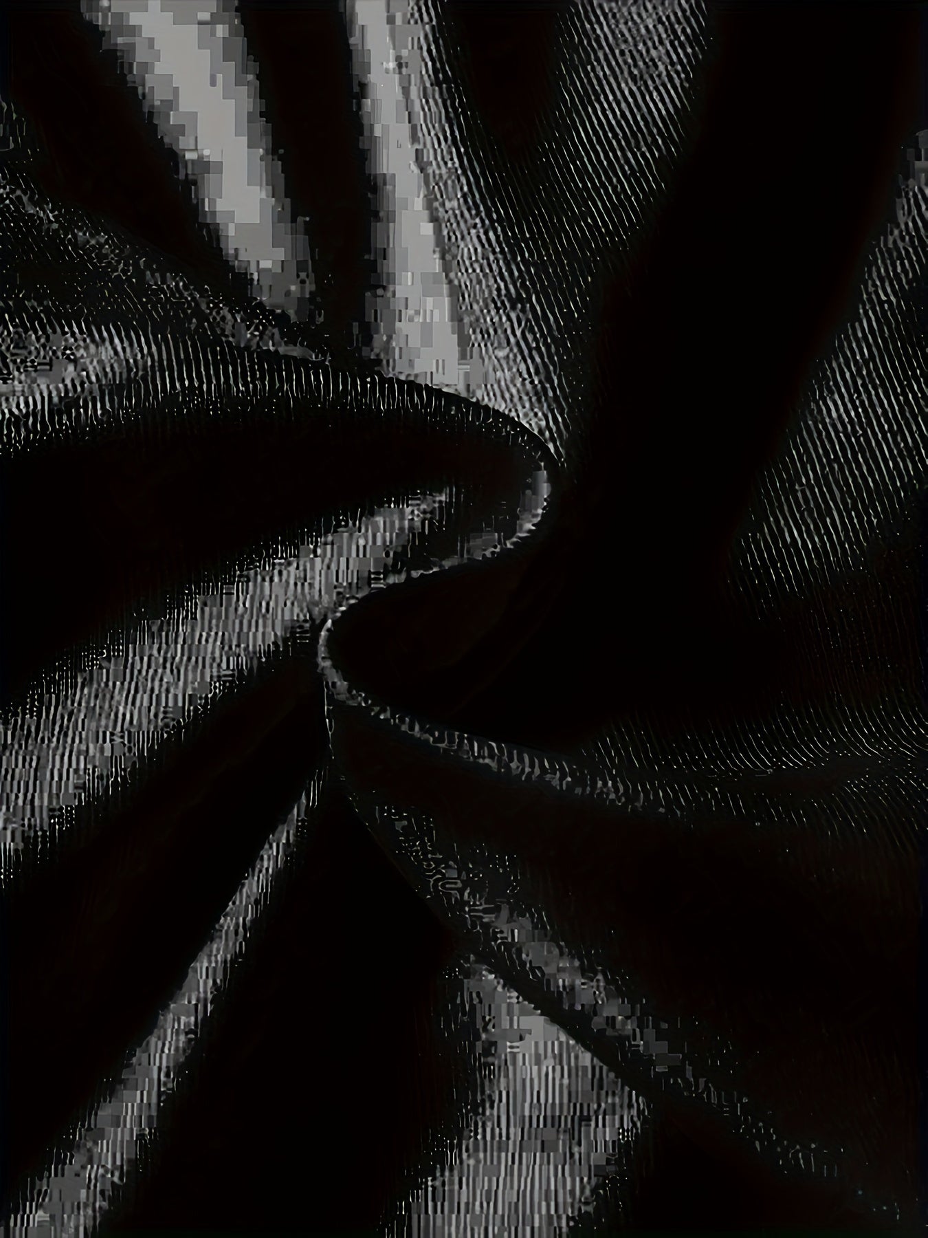 Men's Fashionable Casual Round Neck Pattern T-shirt With Exquisite