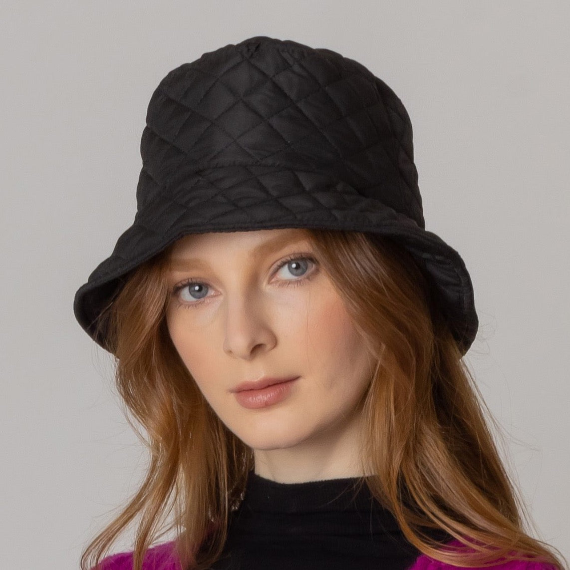 Fall In London Quilted Bucket Hat