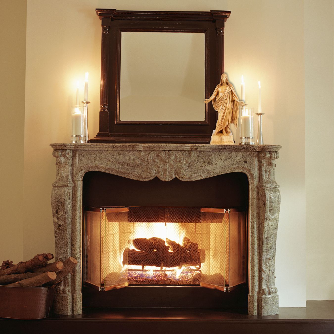 Handgeschnitzte Jesus-Statue aus Olivenholz – Exklusive Christusfigur