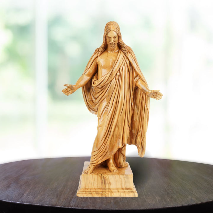 Handgeschnitzte Jesus-Statue aus Olivenholz – Exklusive Christusfigur