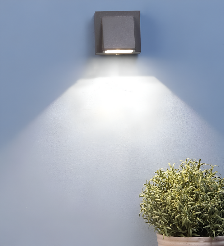 Decorative Modern Outdoor LED Wall Light for Home Décor(3W) Size