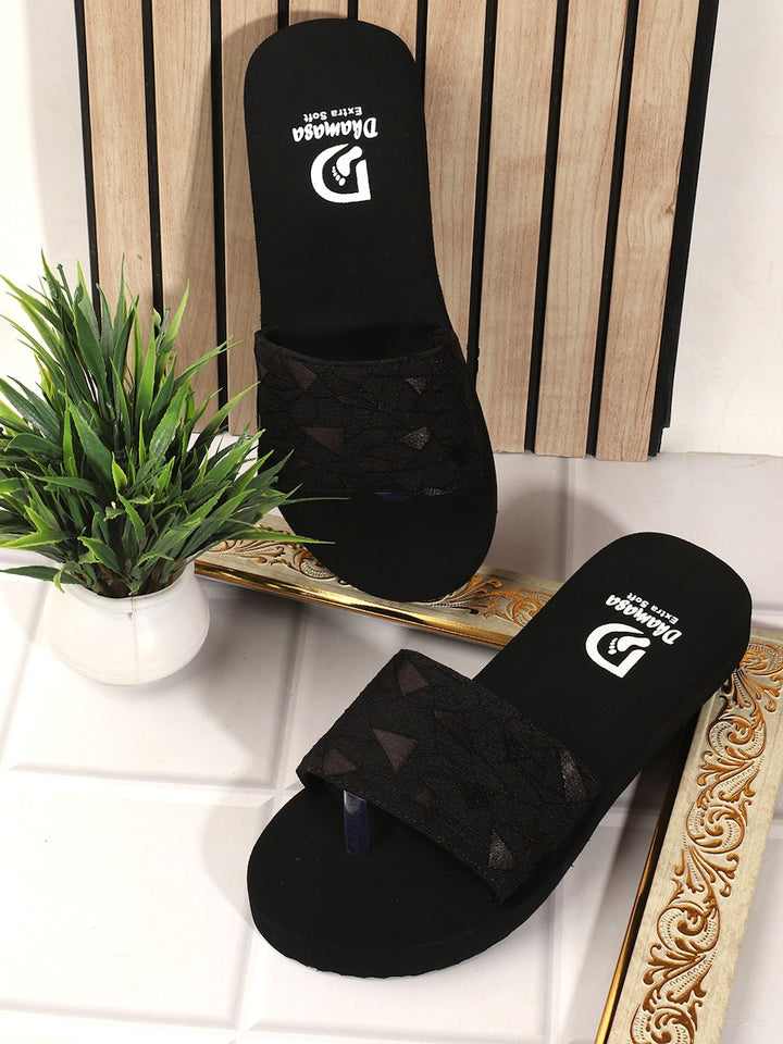 Fashion slipper for women with shiny Cloth, Black (SIZE 5K)