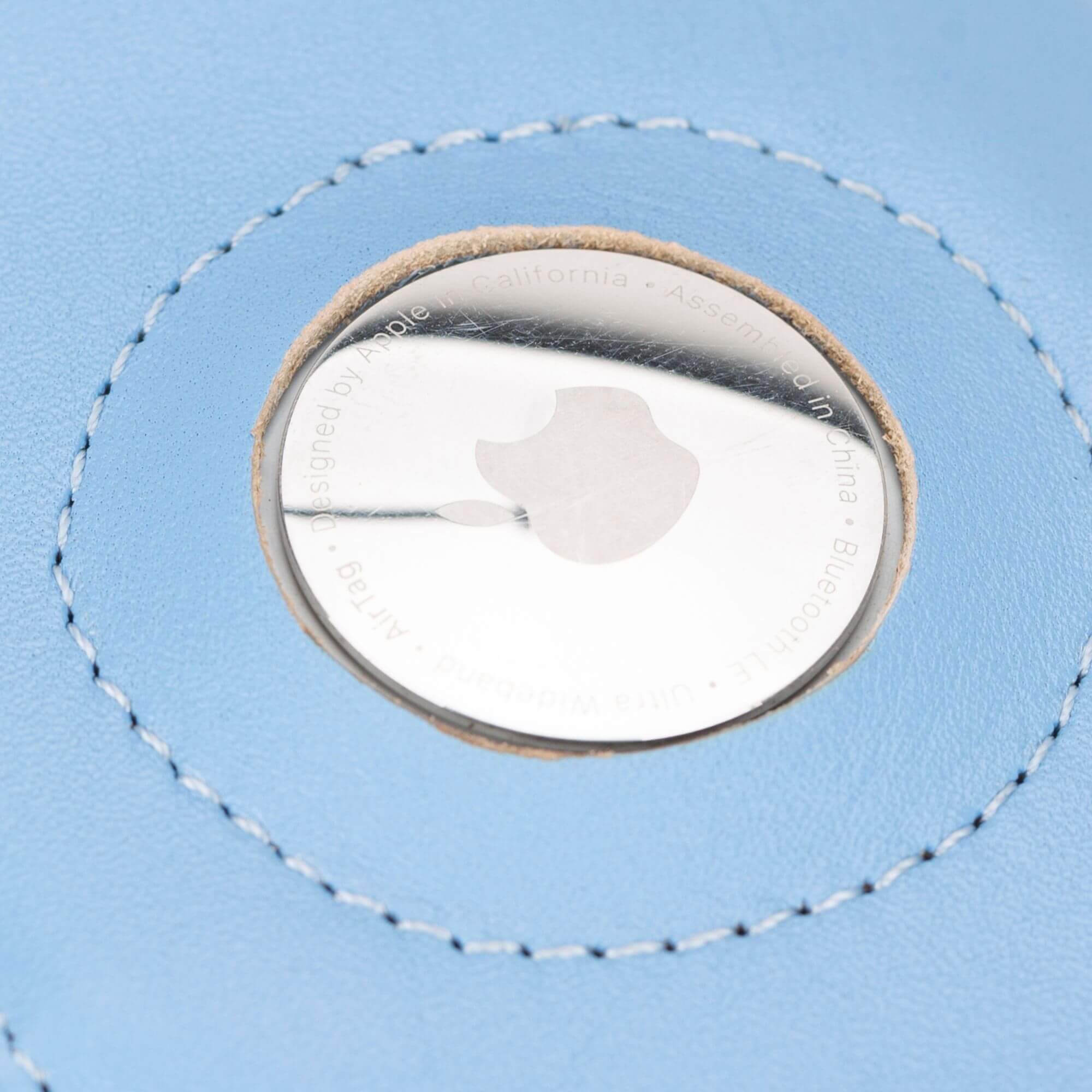 Douglas Genuine Leather Pop-Up Wallet with AirTag Slot - RFID Blocking