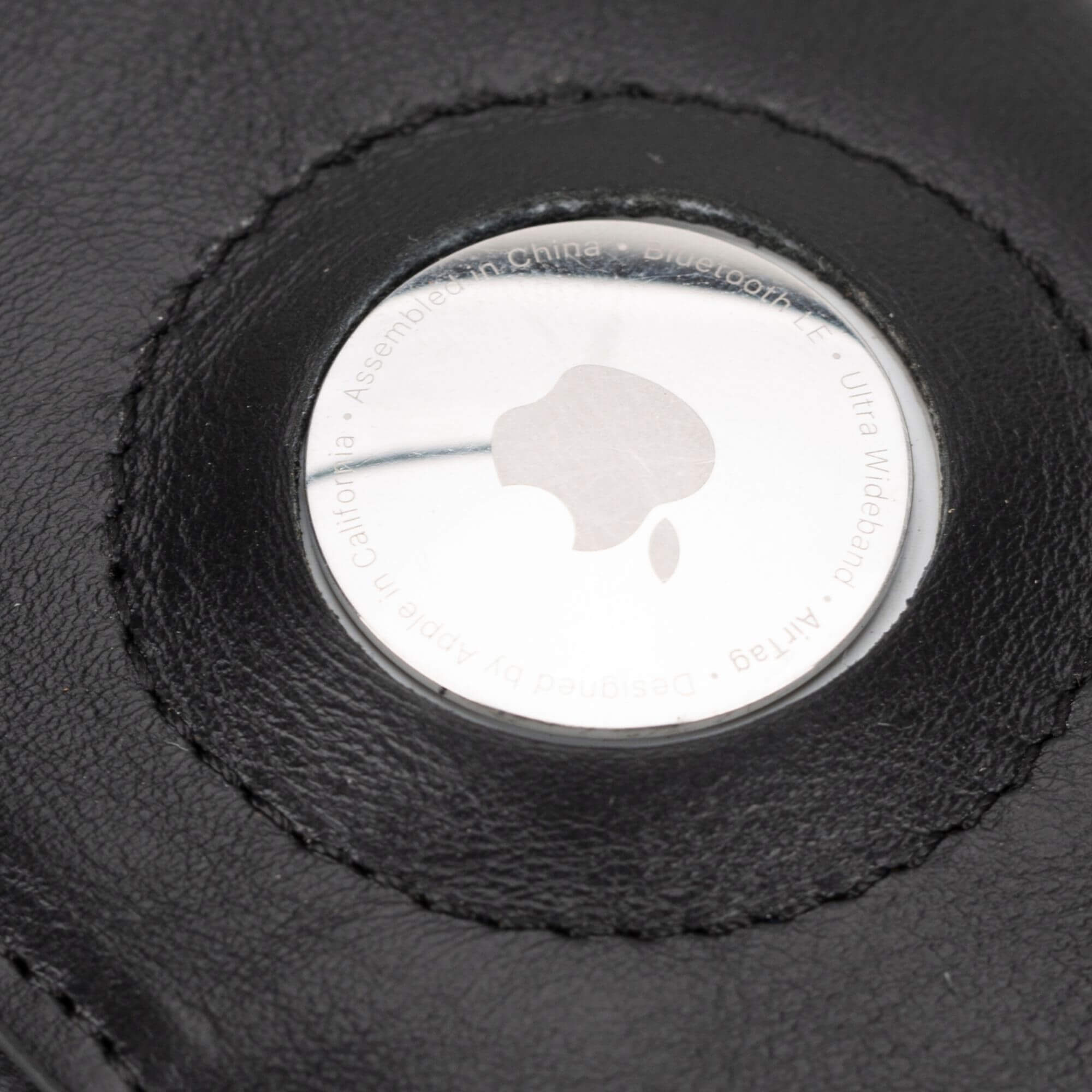 Douglas Genuine Leather Pop-Up Wallet with AirTag Slot - RFID Blocking