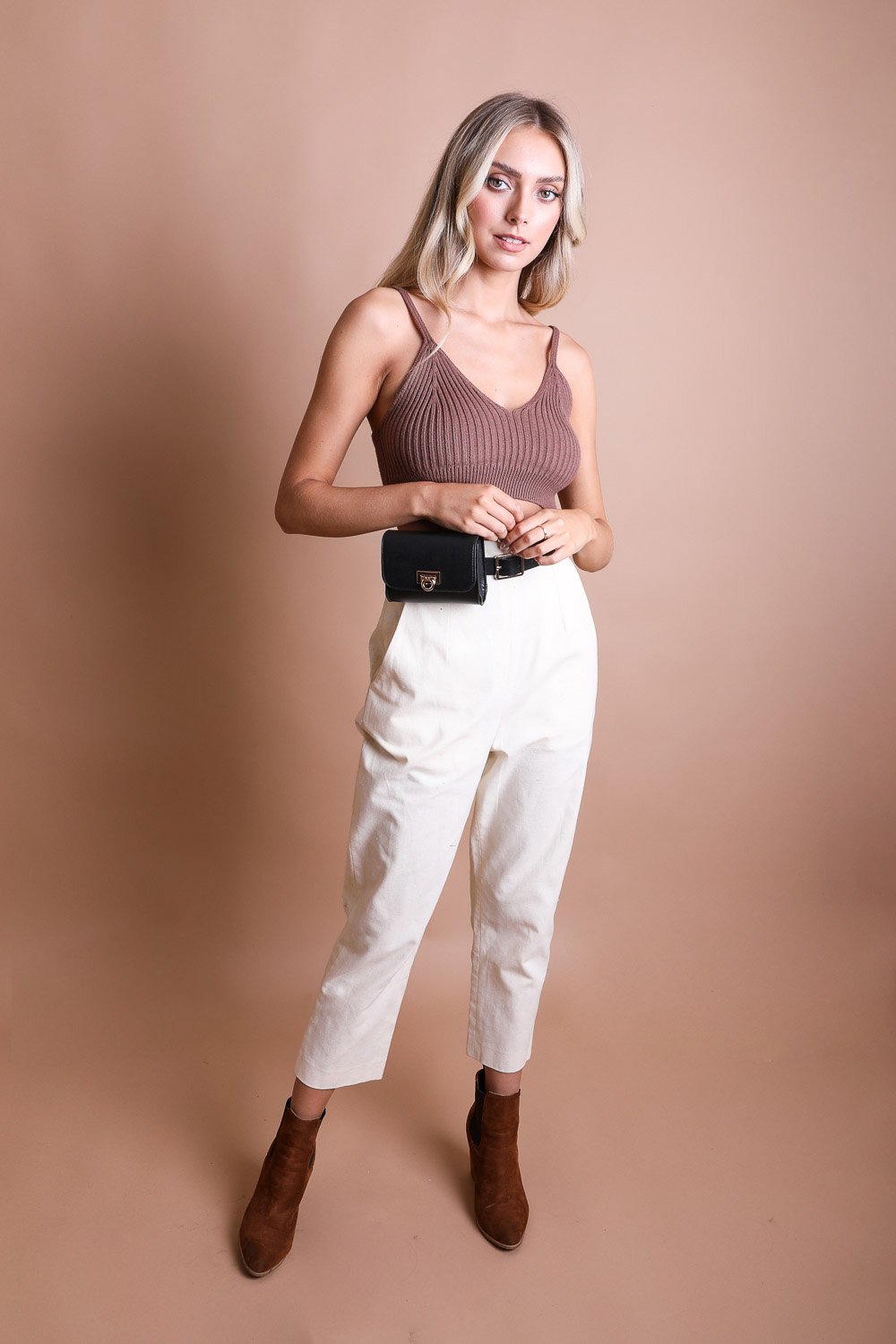 Mini Faux Leather Belt Bag – Chic with Gold Link Chain